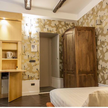 Апартаменты Relais Santa Chiara Неаполь Экстерьер фото